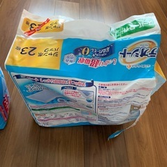 【値下げしました】ペット用　尿取りパット2セットの画像