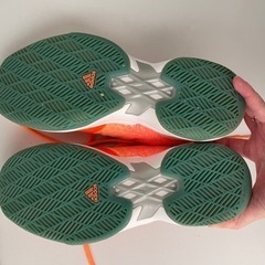 アディダスのテニスシューズ23cmの画像