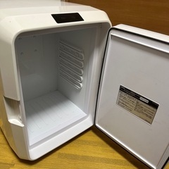 ミニ冷蔵庫の画像