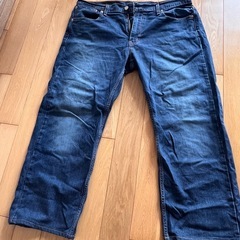 LEVI’S