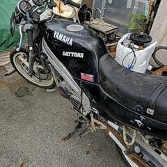 YAMAHA TZR