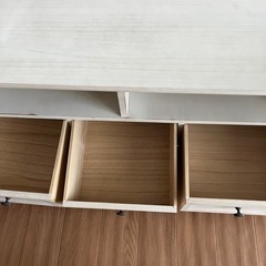 差し上げます！テレビ台　ホワイト　木製の画像