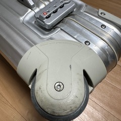 リモワ　スーツケース　RIMOWAの画像