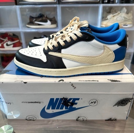 トラヴィススコット × フラグメント × ナイキ エアジョーダン1 黒タグ付き　国内正規品　新品未使用