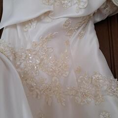 【元値￥320,000！】ウェディングドレスの画像