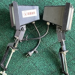 ハロゲンビーム投光器500W2台の画像