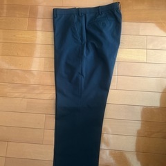 ユニクロ　スラックス