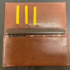SPORTY CASUAL GAMES 財布　お売りいたします！の画像