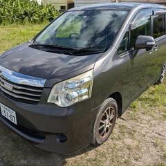 平成23年式 ノア　
貨物登録車　車検1年込み　16万円