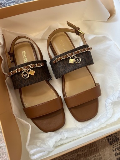 マイケルコース サンダル新品未使用