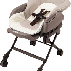 コンビ　ネムリラ　キャンディベージュ