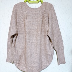 ニットセーターの画像