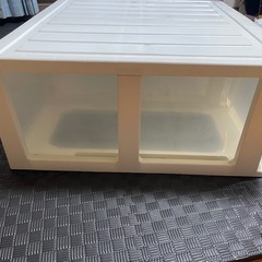 衣装ケースの画像