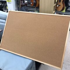 【755】コルクボード 吊り下げ用金具付きの画像