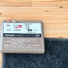 美品　パナソニック　ホットカーペット　180 × 180cm 2畳
