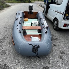 値下げしました　ゴムボート、４人乗り、の画像