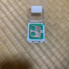 iPhone11カメラ　レンズカバー　ラインストーン　キラキラ
