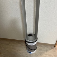 Dyson Pure Cool 
　空気清浄機能付タワーファン ホワイト／シルバーの画像