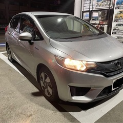激安販売！！H25年式　フィットハイブリッド　実走行、修復歴無し...