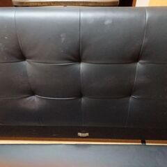 ダブルベッド　枠組のみ　０円😖💦お話し中ですの画像