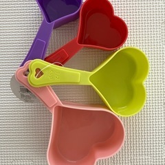 新品未使用❤️可愛いハートの計量カップ の画像