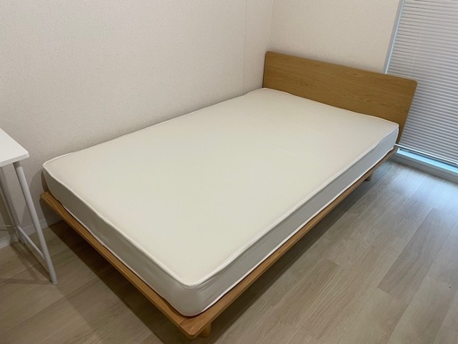 【値下げしました】無印　セミダブルベッドフレーム・マットレス