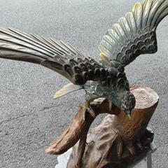 鷹置物の画像