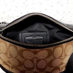 COACH　ボディーバッグ　ウエストポーチの画像