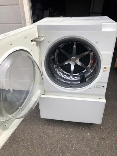北九州市内配送無料　保証付き NA-VG700L-S ドラム式洗濯乾燥機 C uble（キューブル） シルバー [洗濯7.0kg /乾燥3.0kg /ヒーター乾燥(排気タイプ) /左開き]