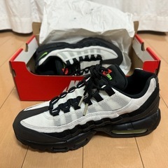 NIKE　AIR MAX 95 ESSENTIAL