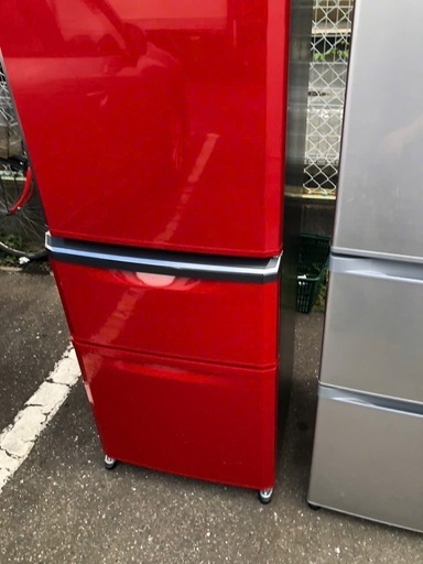 北九州市内配送設置無料　保証付き 三菱 【右開き】335L 3ドアノンフロン冷蔵庫 エディオンオリジナル イタリアンレッド MR-C3