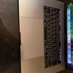 MacBook Pro 2019 15.4インチ　タッチバーの画像