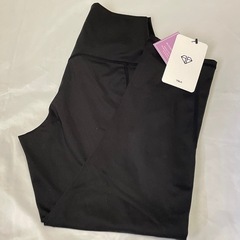 テスラ　ヨガパンツ　カプリ丈　レディース　ブラック　M ストレッチの画像