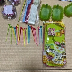 キャラ弁グッズ　大量　クッキー型　のりパンチ　ゆでたまごっこまとめて　の画像