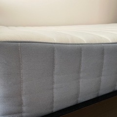 マットレス　ダブル　IKEAの画像