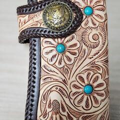 ハンドメイド レザー 長財布 花柄 ターコイズ装飾