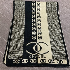 CHANELのマフラー