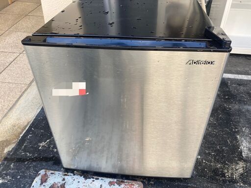 ☆中古￥7,800！Abitelax　45㍑1ドア冷蔵庫　家電　2022年製　AR-48J型　幅45㎝ｘ奥行49㎝ｘ高さ50㎝　【BJ054】