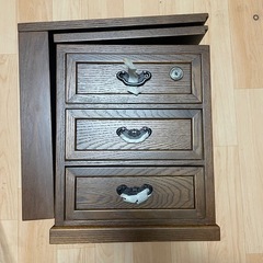お譲り先決まりました/折り畳み文机の画像