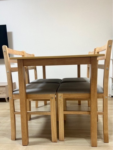 ダイニングテーブル　セット　　イス4脚付