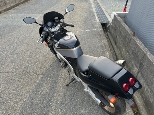 HONDA CBR250R カスタム ワンオフ4-2-1マフラー　バッテリー等新品交換済み　配送も可能ですのでご相談ください！