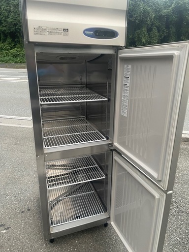 ■中古品 ホシザキ 縦型冷蔵庫 HR-63Z ２枚扉 2016年 100V 630x800x1890㎜ 動作問題なし■
