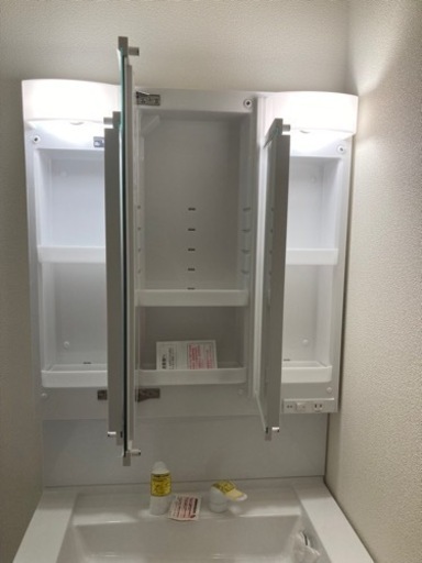 本日まで1万円値引　新品未使用　洗面台　三面鏡　TOTO Vシリーズ　750