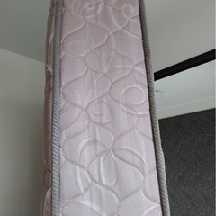 セミダブル　マットレス　Sealy あげます！の画像