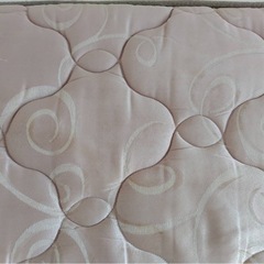 セミダブル　マットレス　Sealy あげます！の画像