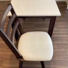 ダイニングテーブル&回転椅子セット