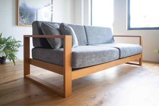 木製フレームソファ