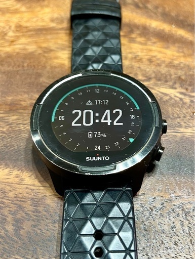 値下げしました　
スント9 バロ　ブラック　替えベルト付