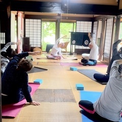 60代から始める健康作りヨガ教室の画像