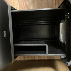 ほぼ未使用】サンワダイレクト 業務用電動シュレッダー 超小型3×9mm 静音 A4/6枚 CD/DVD/カード/ホッチキス対応 400-PSD008

の画像